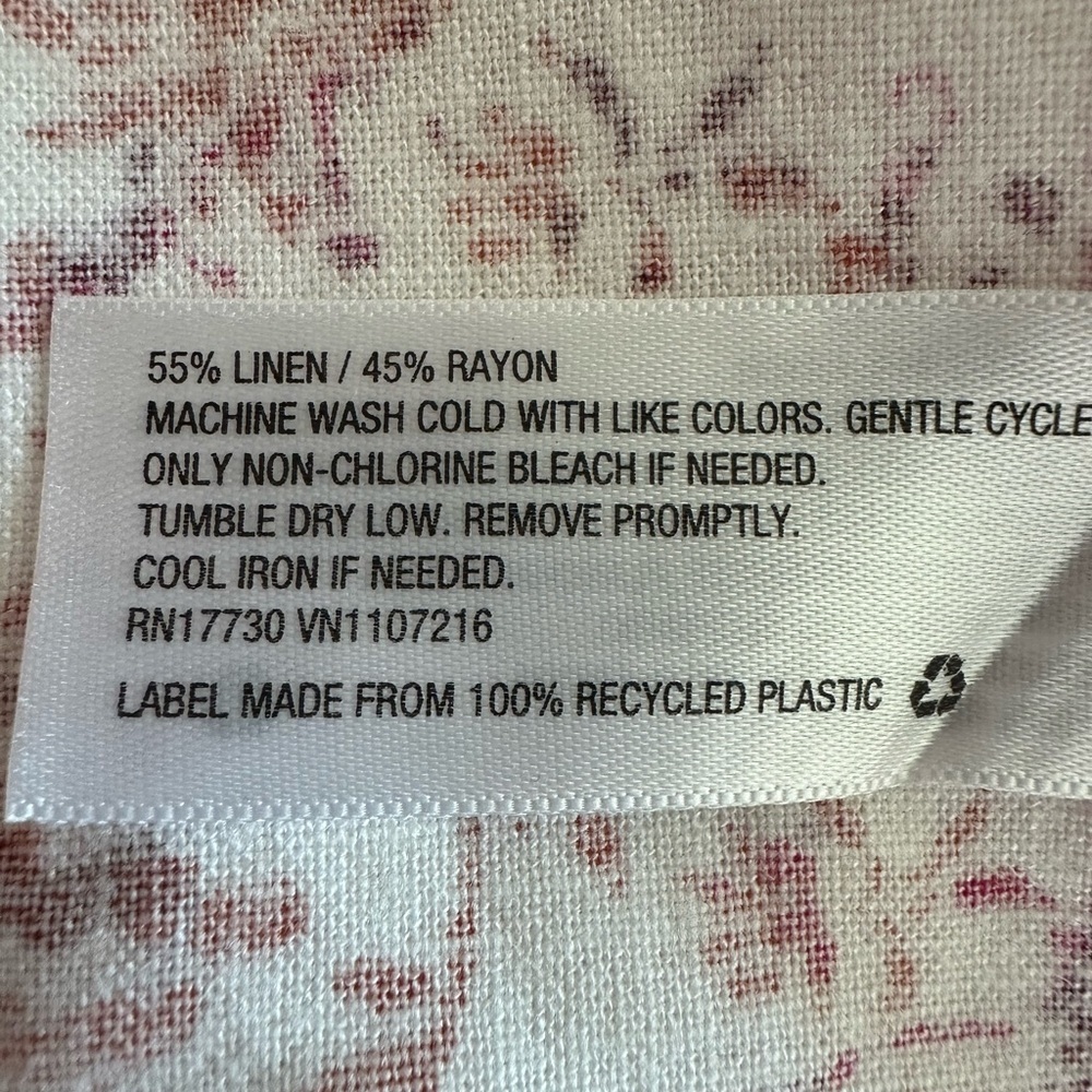 Isabel Maternity by Ingrid & Isabel Red and White Flutter Sleeve Sundress (745) - Picture 14 of 14